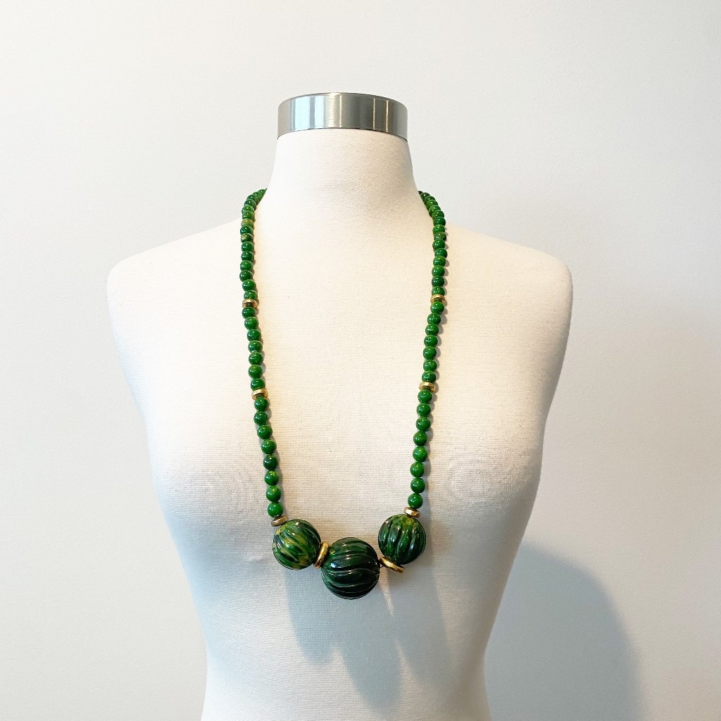 512 Vintage Cadoro Large Necklace With Green Marbled Bakelite Beads